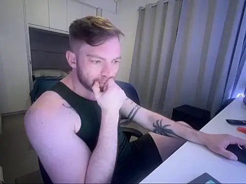 Snapshot of MBORASOVISK chatting on October 2025 11:25:02 PM MBORASOVISK online show from October 2025 11:25:02 PM