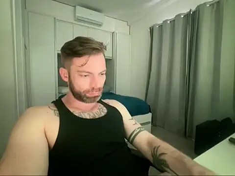 Snapshot of MBORASOVISK chatting on October 2025 03:23:02 PM MBORASOVISK online show from October 2025 03:23:02 PM