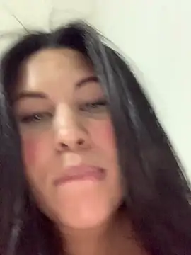 elisacnasc online show from November 2025 06:24:02 AM