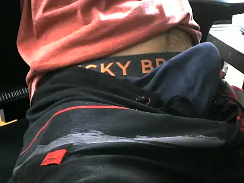 Snapshot of VikernesCam chatting on November 2025 08:31:01 PM VikernesCam online show from November 2025 08:31:01 PM