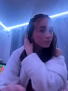 Snapshot of Lottieincluded chatting on September 2025 04:59:02 AM Lottieincluded online show from September 2025 04:59:02 AM