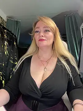 Sweet-blonde online show from March 2026 07:15:02 PM