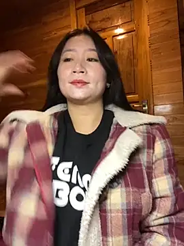 violet-00 online show from December 2025 12:59:02 AM