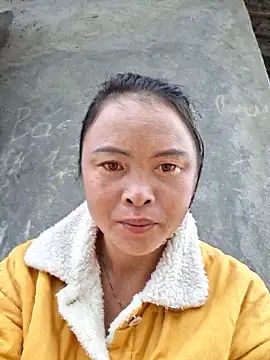 xuxulovezz online show from November 2025 12:54:02 AM