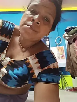 reya743 online show from April 2026 04:57:02 PM