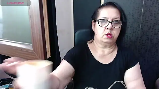 Snapshot of MissSanjanne chatting on July 2026 08:45:02 AM MissSanjanne online show from July 2026 08:45:02 AM