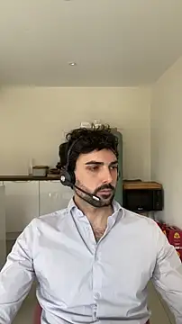 eauminerale online show from April 2026 10:28:01 AM