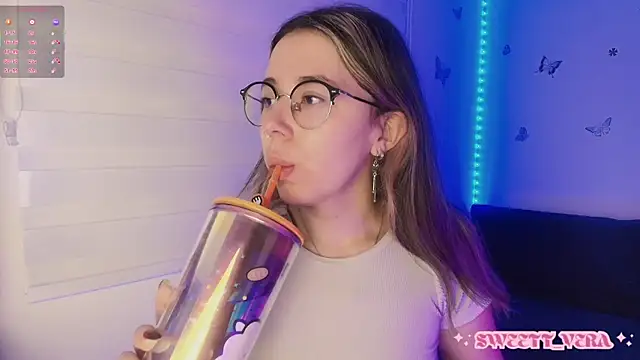 sweettvera online show from November 2025 10:15:02 AM