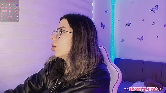 sweettvera online show from February 2026 12:33:02 PM