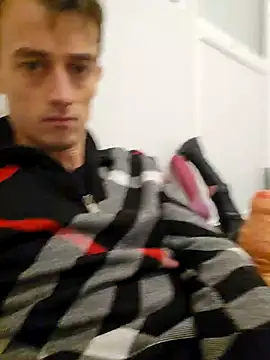 Snapshot of Chrisou73 chatting on February 2026 04:15:02 PM Chrisou73 online show from February 2026 04:15:02 PM