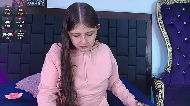 Krystal Heartss online show from November 2025 02:24:02 PM