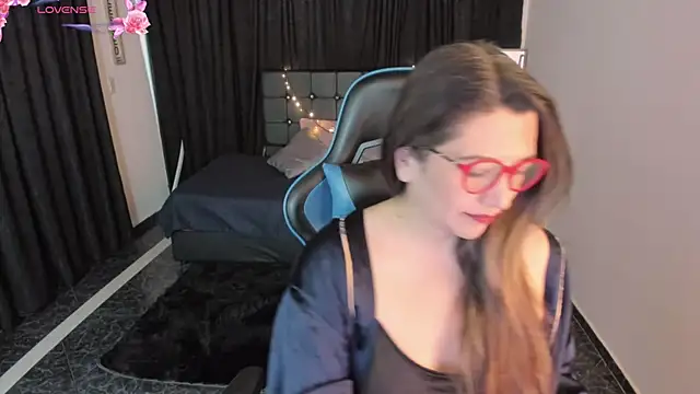 Hanna MA online show from October 2025 02:24:02 PM