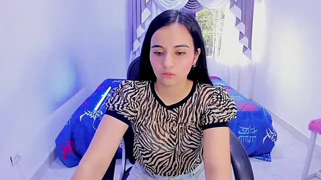 Naomii Doll online show from October 2025 12:13:02 PM