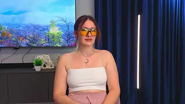 MarlaSemonick online show from October 2025 07:22:02 PM
