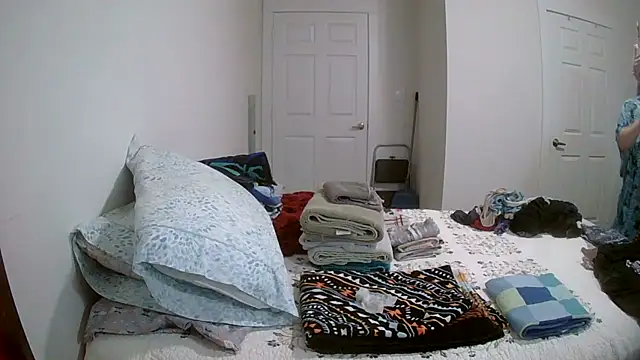 Buggy1965 online show from April 2026 01:13:02 PM