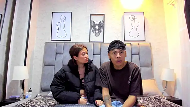 Willow Pearl online show from October 2025 11:55:01 AM