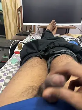 slaveboi9876 online show from December 2025 03:44:02 AM