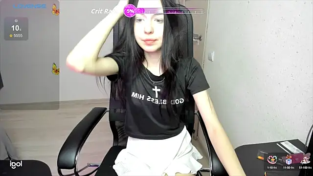 crystallldoll online show from October 2025 05:44:02 PM