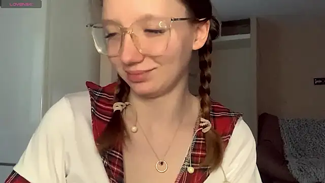 KrystinFunches online show from November 2025 08:28:01 AM