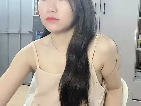 Snapshot of Ara4865 chatting on October 2025 04:28:01 PM Ara4865 online show from October 2025 04:28:01 PM