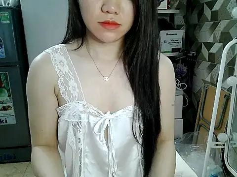 Snapshot of Ara4865 chatting on October 2025 05:18:01 AM Ara4865 online show from October 2025 05:18:01 AM