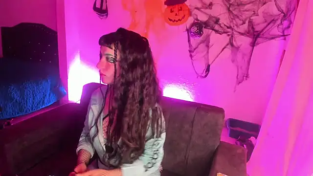 kitty  chs online show from November 2025 11:53:01 AM