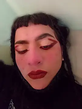 kitty  chs online show from April 2026 03:28:02 PM