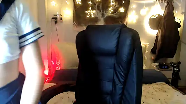 EllieYoon online show from October 2025 12:14:02 PM