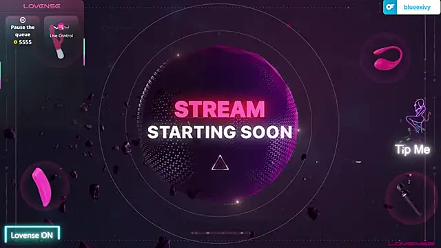 Snapshot of luluubloomm chatting on November 2025 10:21:02 PM luluubloomm online show from November 2025 10:21:02 PM