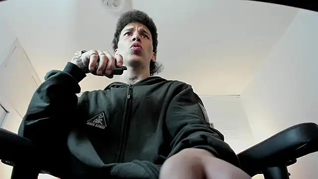 iammariano online show from December 2025 04:09:01 AM