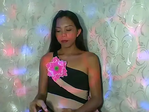 Kim25xxxx online show from December 2025 10:35:01 AM