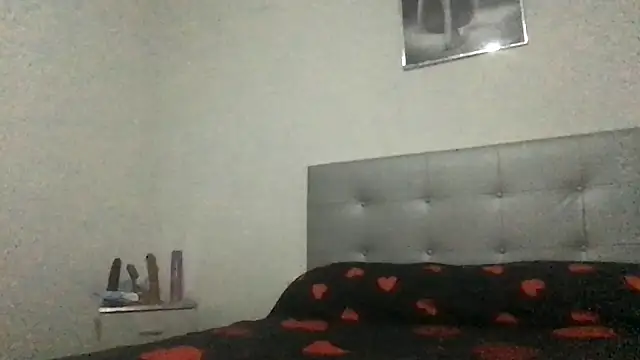 Snapshot of paula19800 chatting on October 2025 09:37:02 PM paula19800 online show from October 2025 09:37:02 PM