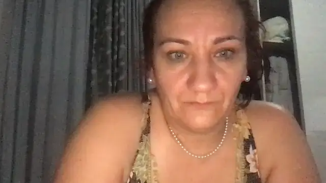 Snapshot of paula19800 chatting on October 2025 08:55:02 AM paula19800 online show from October 2025 08:55:02 AM