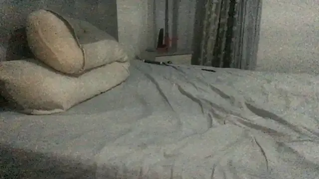 Snapshot of paula19800 chatting on October 2025 09:16:01 PM paula19800 online show from October 2025 09:16:01 PM