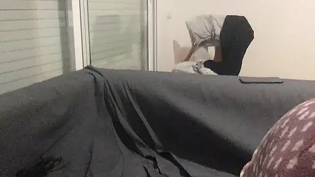 Snapshot of paula19800 chatting on November 2025 09:37:01 PM paula19800 online show from November 2025 09:37:01 PM