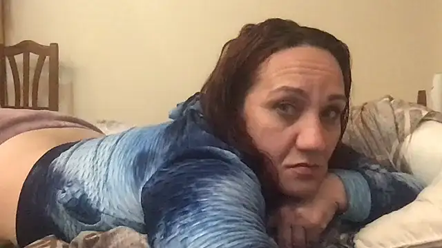 Snapshot of paula19800 chatting on November 2025 10:20:02 PM paula19800 online show from November 2025 10:20:02 PM