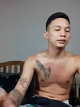 Snapshot of asianmonstercock05 chatting on October 2025 01:08:02 PM asianmonstercock05 online show from October 2025 01:08:02 PM