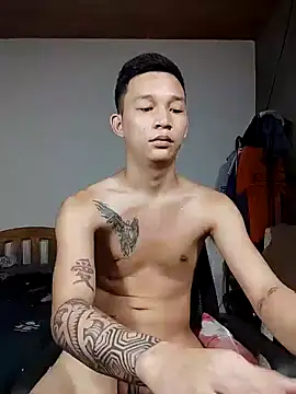 Snapshot of asianmonstercock05 chatting on October 2025 06:22:02 AM asianmonstercock05 online show from October 2025 06:22:02 AM