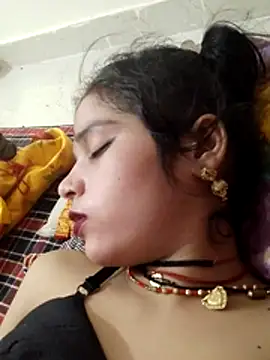 Snapshot of Mahek_love143 chatting on June 2026 10:29:02 AM Mahek love143 online show from June 2026 10:29:02 AM