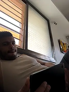 Snapshot of SilentTerr chatting on February 2026 07:40:01 AM SilentTerr online show from February 2026 07:40:01 AM