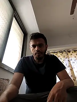 Snapshot of SilentTerr chatting on February 2026 10:30:01 AM SilentTerr online show from February 2026 10:30:01 AM