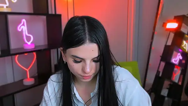 nicole muah online show from March 2026 04:22:01 PM