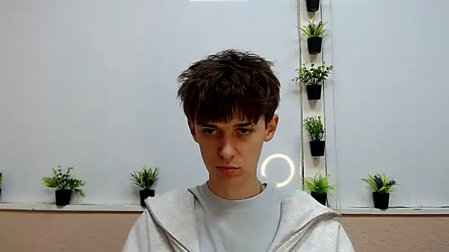 Hoot Dude  online show from November 2025 02:43:02 PM