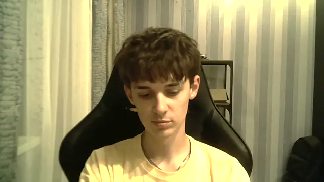 Hoot Dude  online show from November 2025 03:13:02 PM