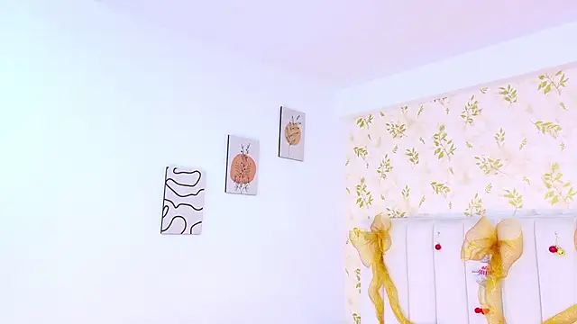 Aliss Star online show from January 2026 07:17:01 PM