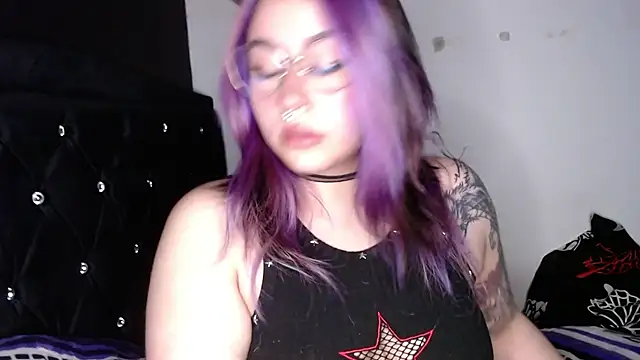 Iluromi online show from November 2025 02:17:02 AM