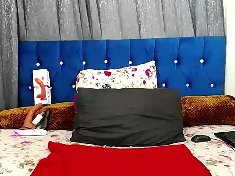 Snapshot of BustyBMWx chatting on October 2025 07:48:01 PM BustyBMWx online show from October 2025 07:48:01 PM