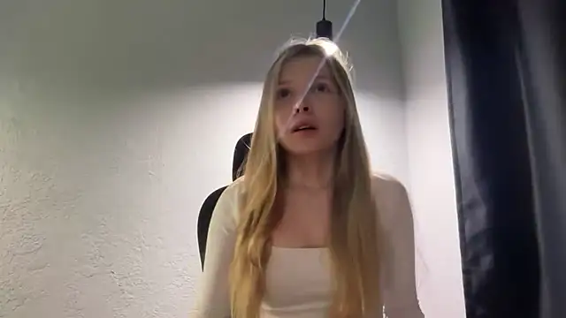 CandysRose online show from June 2026 08:46:02 PM