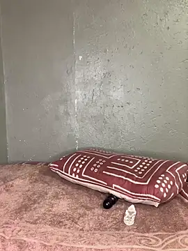 Bellabootie online show from February 2026 08:29:01 PM