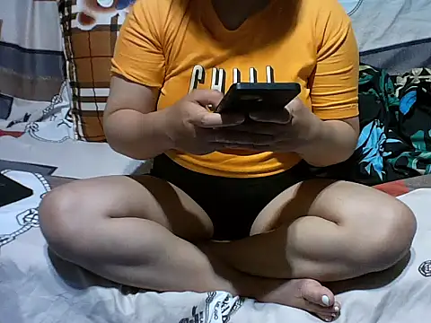 Snapshot of Ella_marie14 chatting on January 2026 02:09:02 PM Ella marie14 online show from January 2026 02:09:02 PM